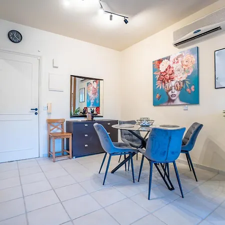 In Paphos, Prime Location Pools, Jacuzzis, Harbor & 300m To The Pafos