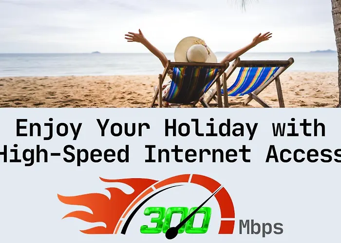 In Paphos, Prime Location Pools, Jacuzzis, Harbor & 300m To The アパート パ フォス