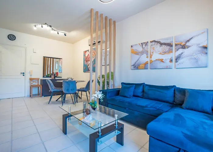 アパート In Paphos, Prime Location Pools, Jacuzzis, Harbor & 300m To The パ フォス