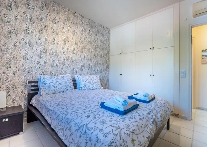 In Paphos, Prime Location Pools, Jacuzzis, Harbor & 300m To The