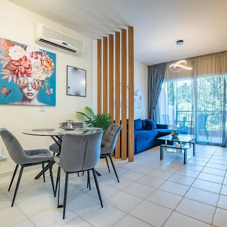 In Paphos, Prime Location Pools, Jacuzzis, Harbor & 300m To The *